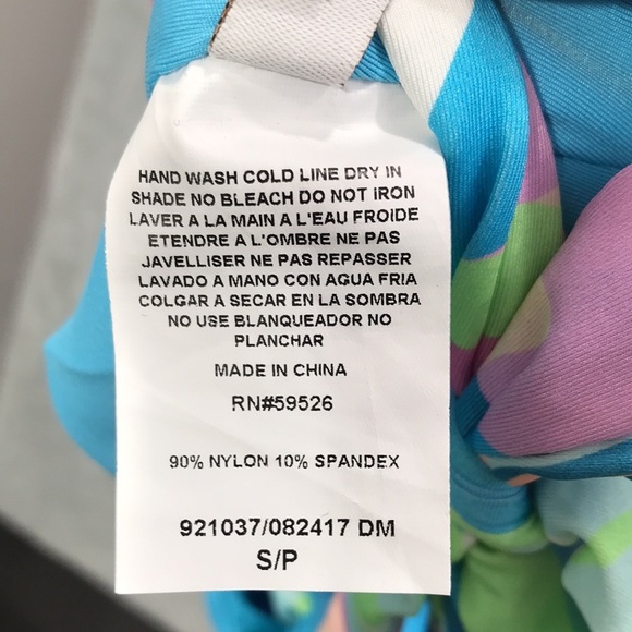 Becca Nostalgic Plunge One Piece Swim Suit Size Small New - Picture 9 of 9